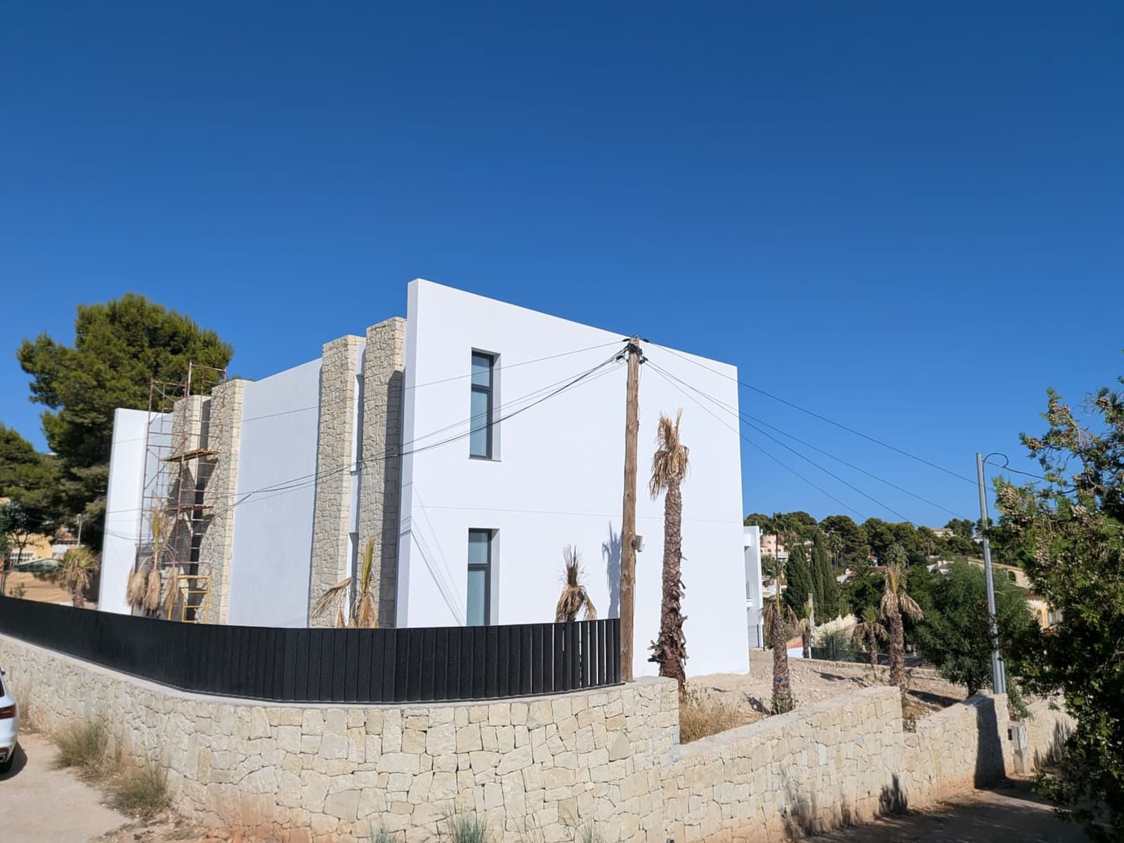 Villa de lujo en Calpe con autosuficiencia energética y vistas al Mediterráneo — Lista para entrar