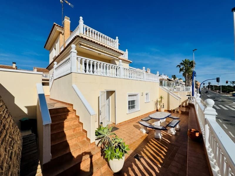 En venta Villa 5 dormitorios en Urbanización El Faro, Torrevieja - Obrázek 34