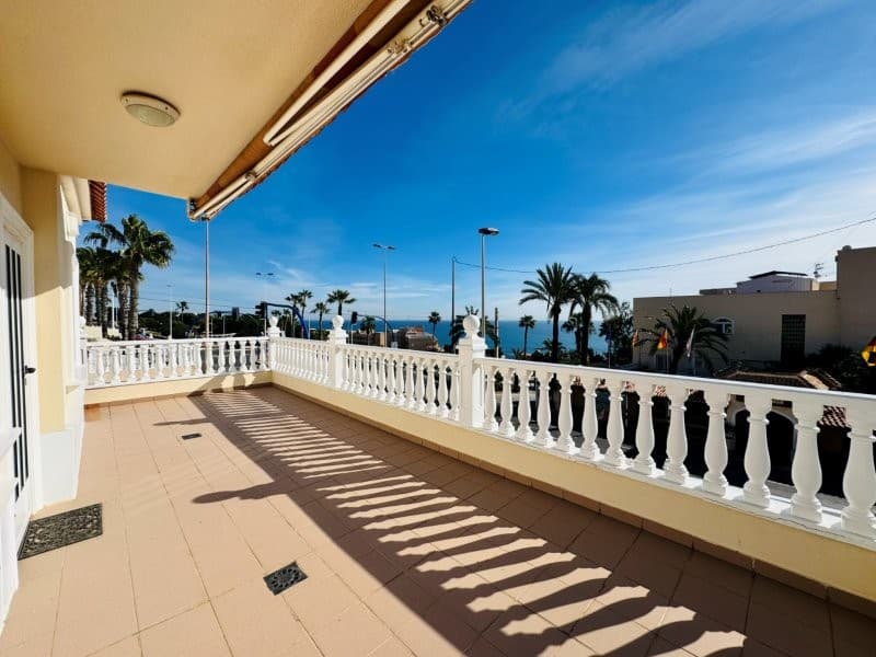 En venta Villa 5 dormitorios en Urbanización El Faro, Torrevieja - Obrázek 35
