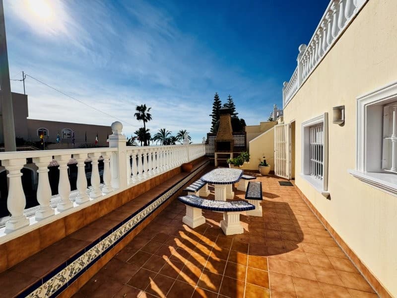 En venta Villa 5 dormitorios en Urbanización El Faro, Torrevieja - Obrázek 32