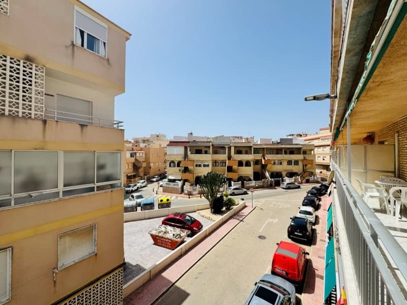 Impecable apartamento con amplia terraza a 100 metros de la playa en el centro de La Mata. Ref:ID-25 - Obrázek 27