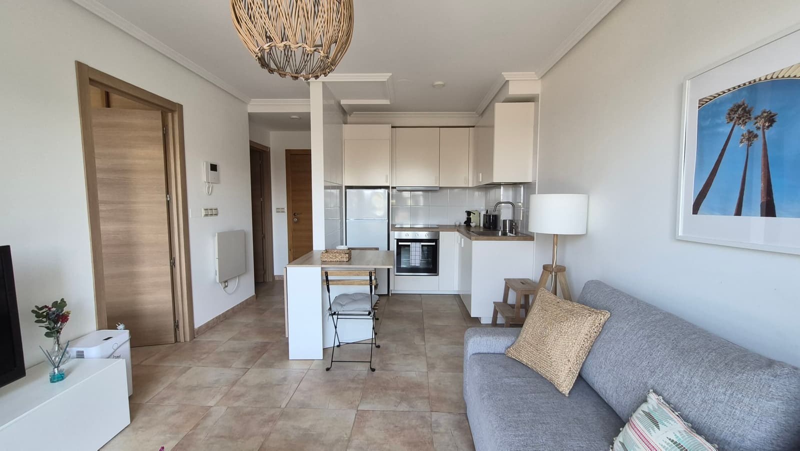Acogedor apartamento con vistas al mar y licencia turística en Malpica de Bergantiños. - Image 1