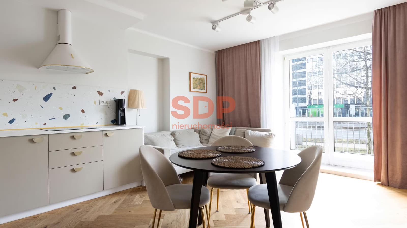 Bliska Wola • przy City • umeblowane • kamienica • 3 pok • 50,5 mkw – billede 1