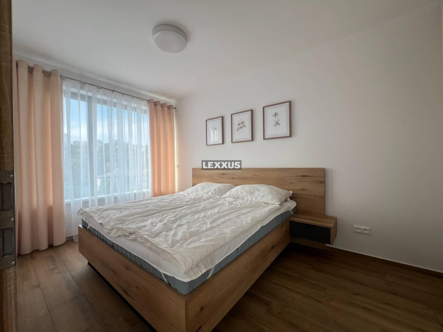 RE| MODERNÉ BÝVANIE HORSKÝ PARK 2-izb. byt Gaštanová - Obrázek 9