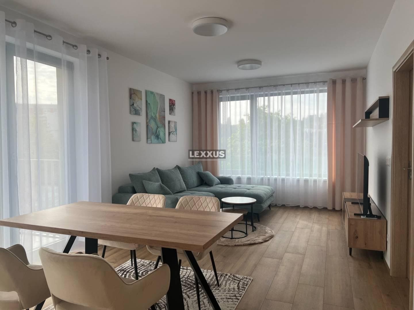 RE| MODERNÉ BÝVANIE HORSKÝ PARK 2-izb. byt Gaštanová - Obrázek 6