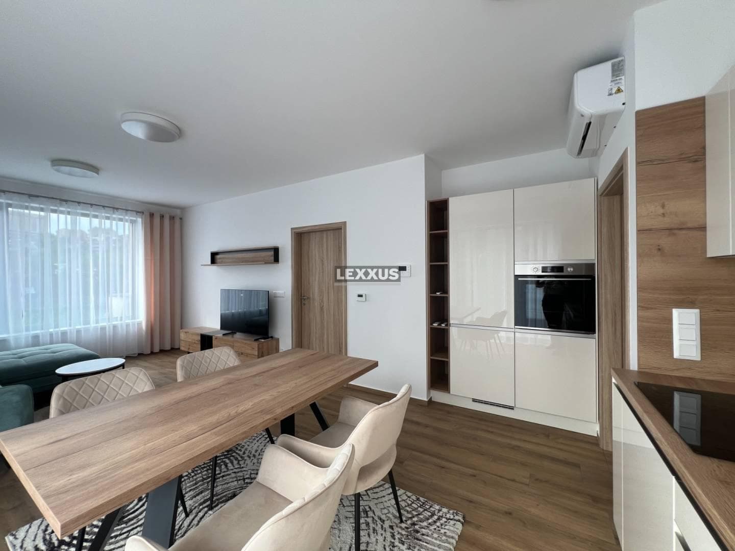 RE| MODERNÉ BÝVANIE HORSKÝ PARK 2-izb. byt Gaštanová - Obrázek 7