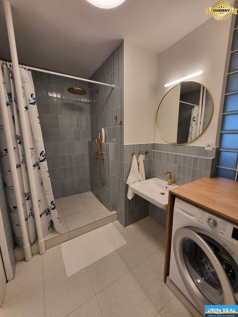 KRÁSNY ZARIADENÝ 2 IZBOVÝ BYT V CENTRE - Obrázek 5