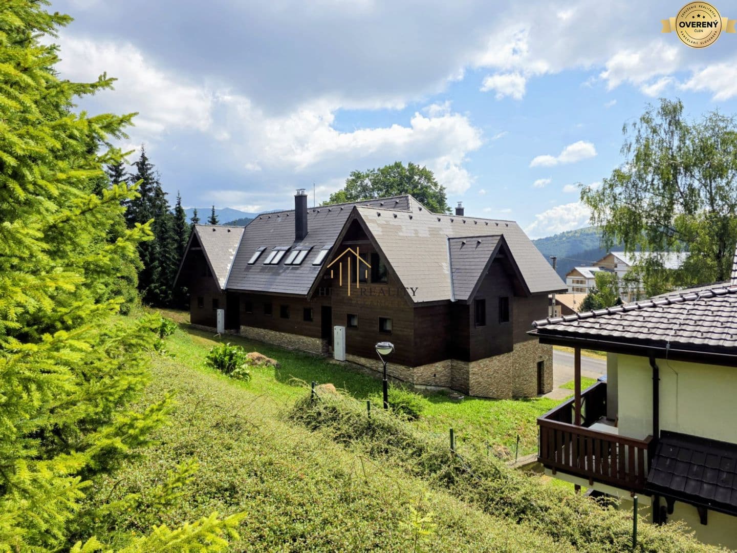 HD REALITY, predaj, 3-izbový, jedinečný apartmán na Donovaloch – billede 1