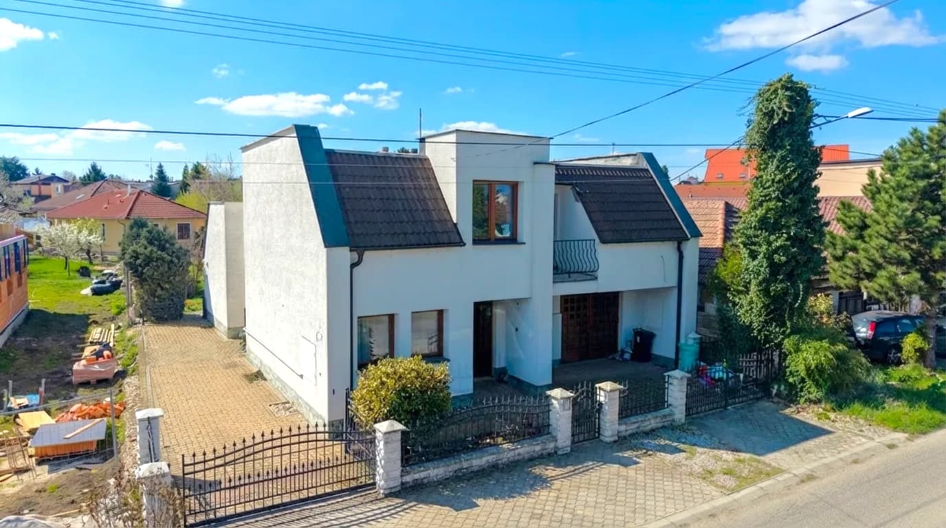 PNORF – 5i Rodinný dom | 255 m² | Garáž | Terasa s krbom | Záhrada 511 m² | Biely Kostol - Bild 3