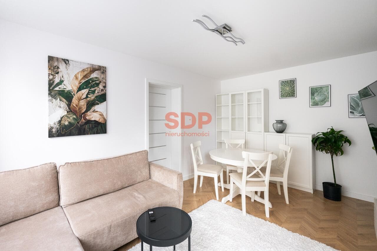 Nowoczesne 2 pokoje przy Sky Tower i UE | ul. Kamienna | 40 m2 - Image 1