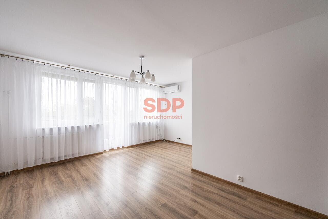 Dobra inwestycja| 3 osobne pokoje| spokojna lokalizacja na Klecinie - Obrázek 1