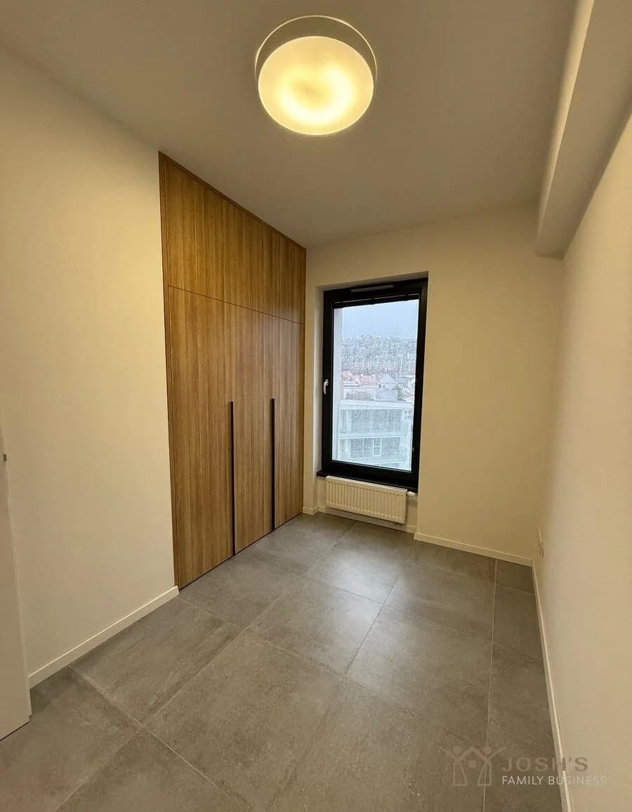 Exkluzívny 3-izbový byt v projekte Vila Ľadová – moderné bývanie v srdci Starého Mesta s balkónom a - Image 8