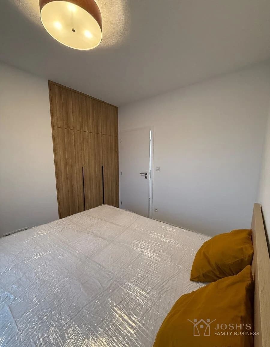 Exkluzívny 3-izbový byt v projekte Vila Ľadová – moderné bývanie v srdci Starého Mesta s balkónom a - Image 6