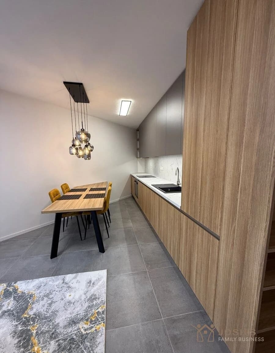 Exkluzívny 3-izbový byt v projekte Vila Ľadová – moderné bývanie v srdci Starého Mesta s balkónom a - Image 3