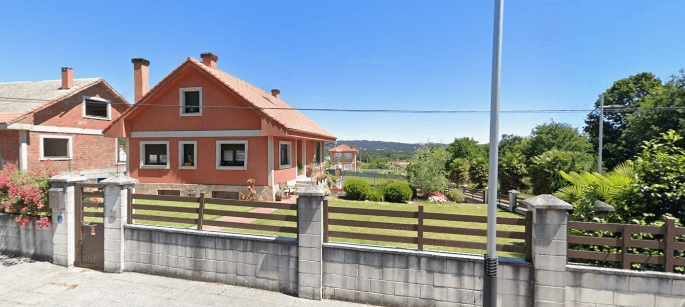 Se vende casa-chalet 5 dormitorios en Luou, a 10 km de Santiago de Compostela. - Obrázek 9