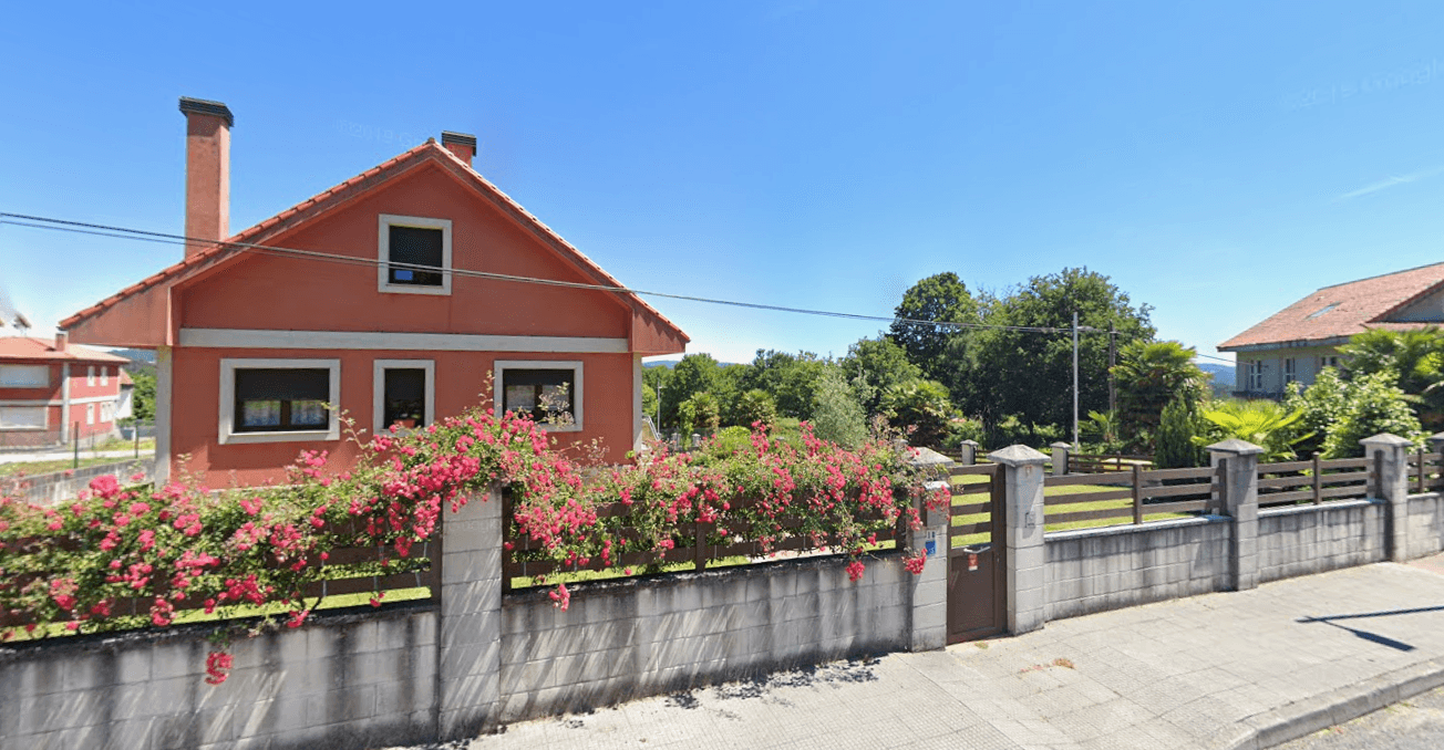 Se vende casa-chalet 5 dormitorios en Luou, a 10 km de Santiago de Compostela. - Obrázek 8