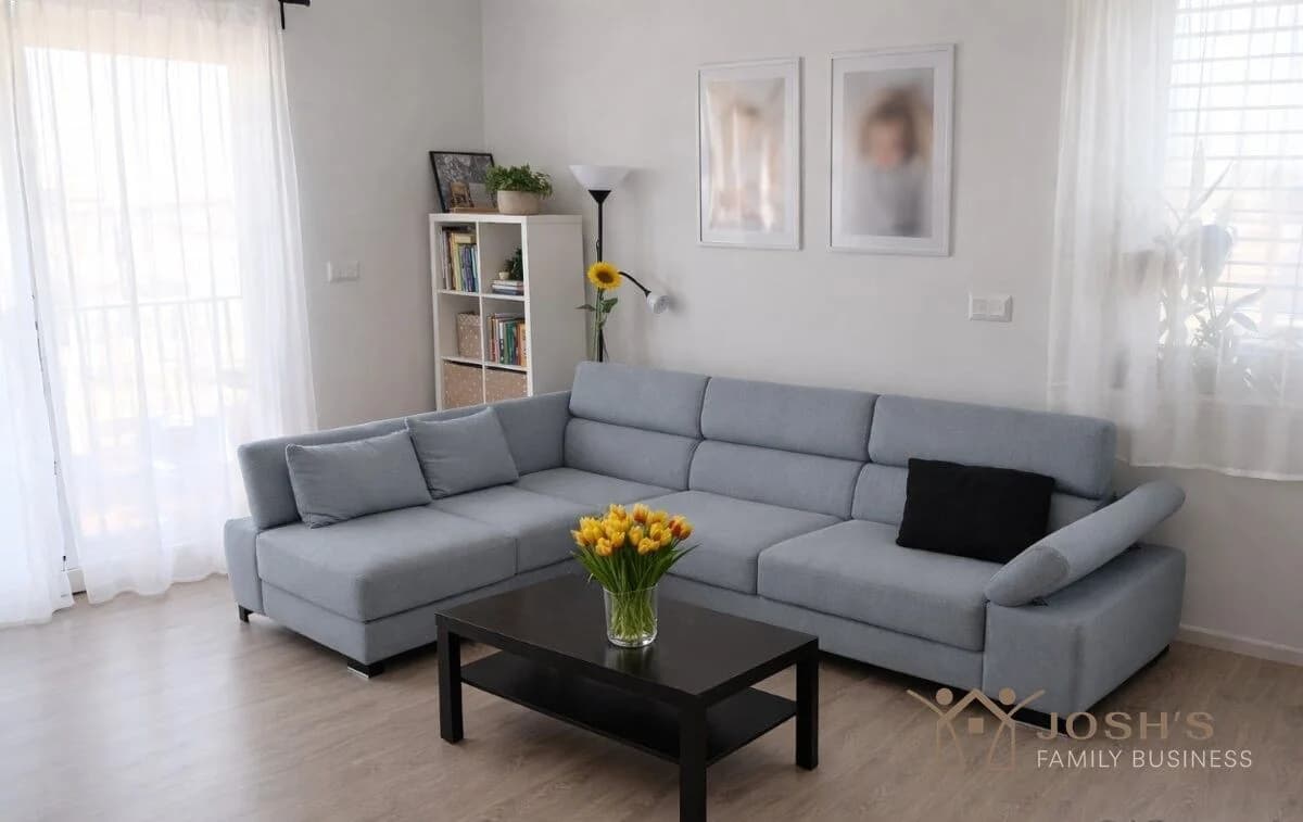 Moderný 2-izbový byt s veľkým balkónom a 2 parkovacími miestami v novostavbe – Kostolište pri - Image 1