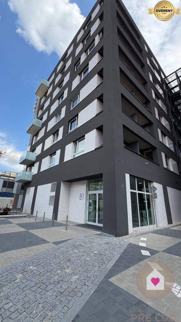 BA/NIVY - Prenájom moderného 2i bytu s lodžiou a šatníkom v novostavbe - Image 22