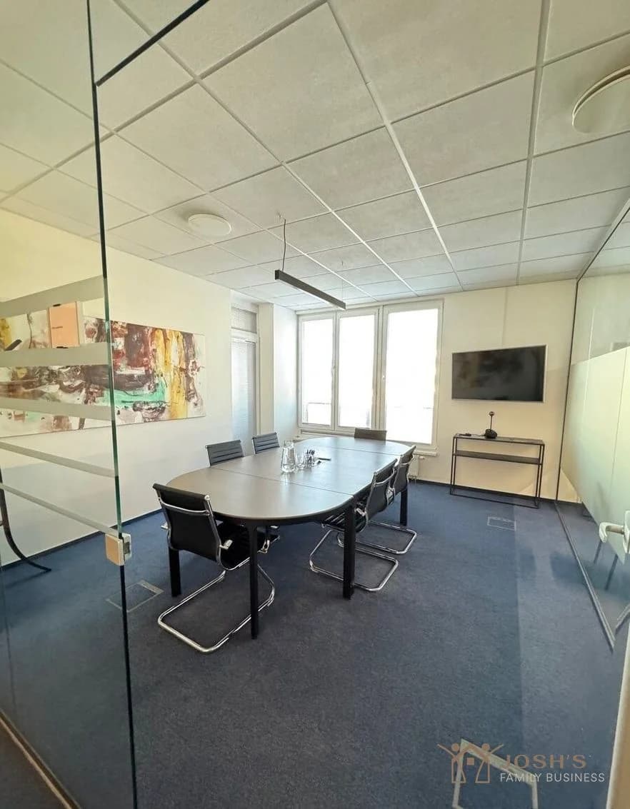 Na prenájom Exkluzívne kancelárie na Trnavskej ceste - Image 5