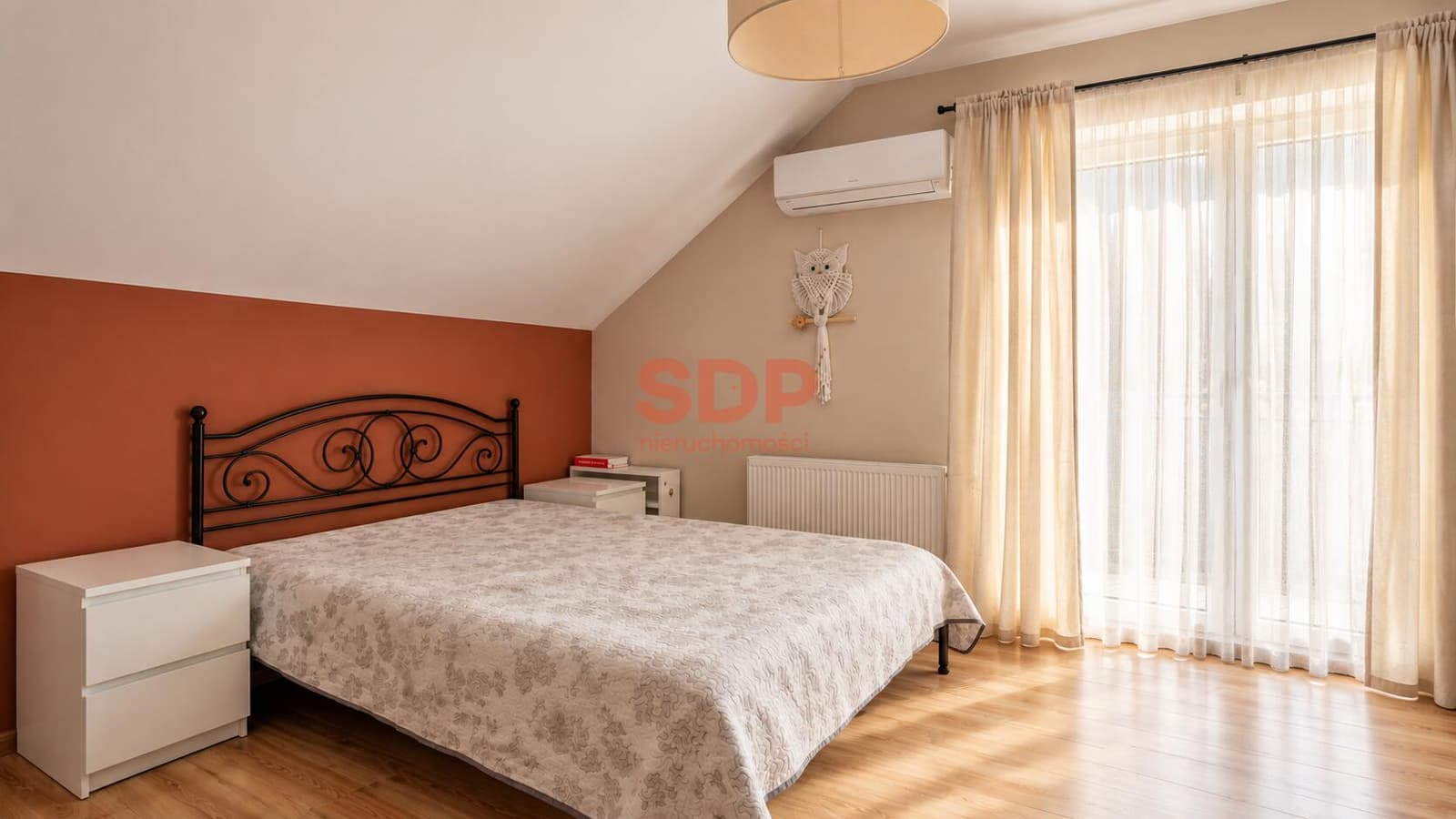 4 pokoje | dwupoziomowe | 2x klimatyzacja | 2 miejsca w garażu