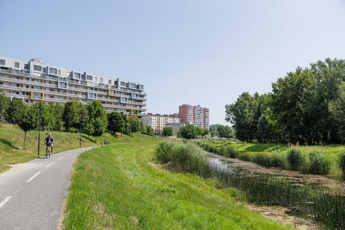 Štýlový 3-izbový mezonet s terasou a loggiami s výhľadom - Image 28