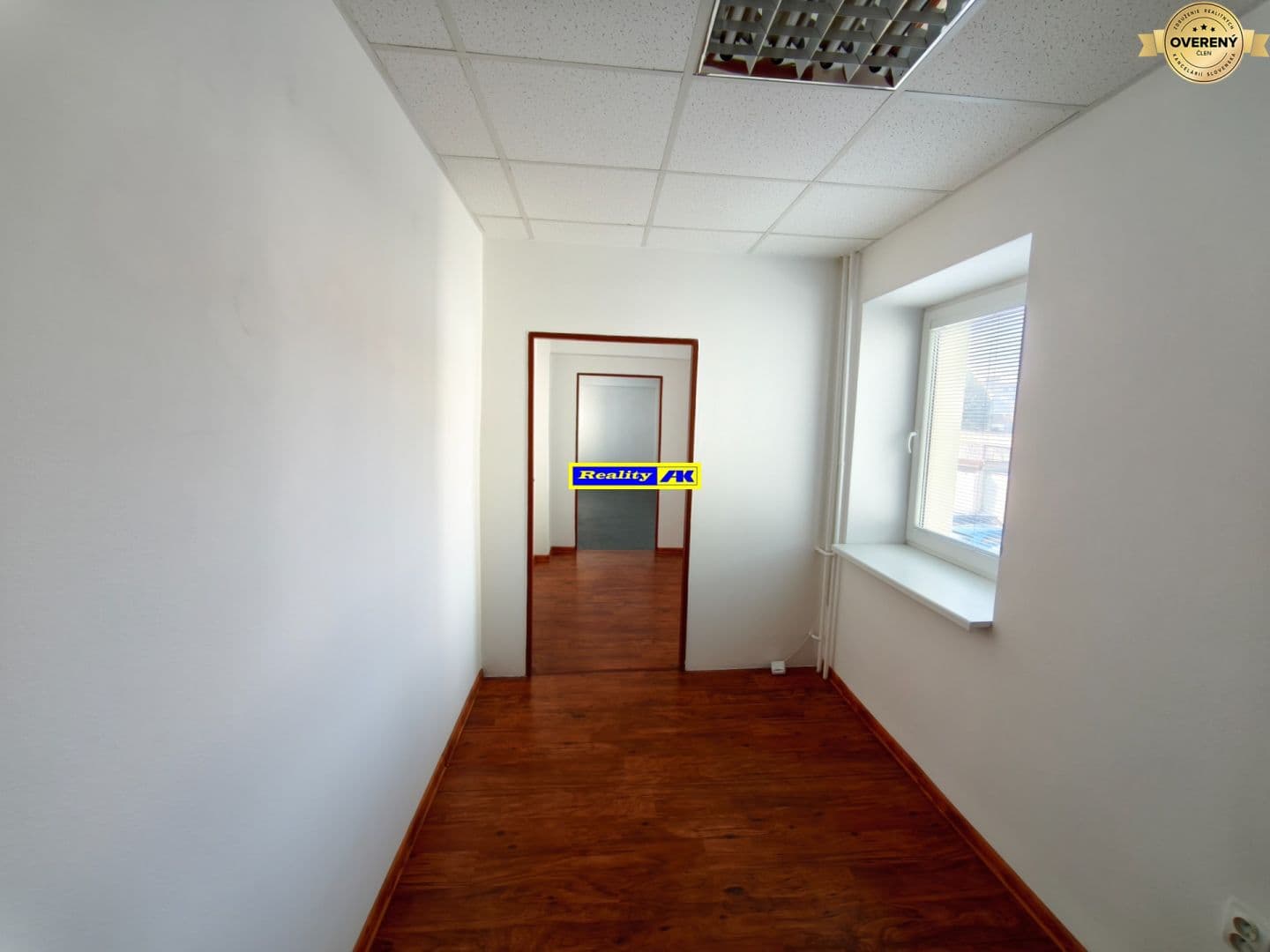 Kancelária na prenájom 26,44 m2 Martin, výťah, bezbariérový prístup – slika 1