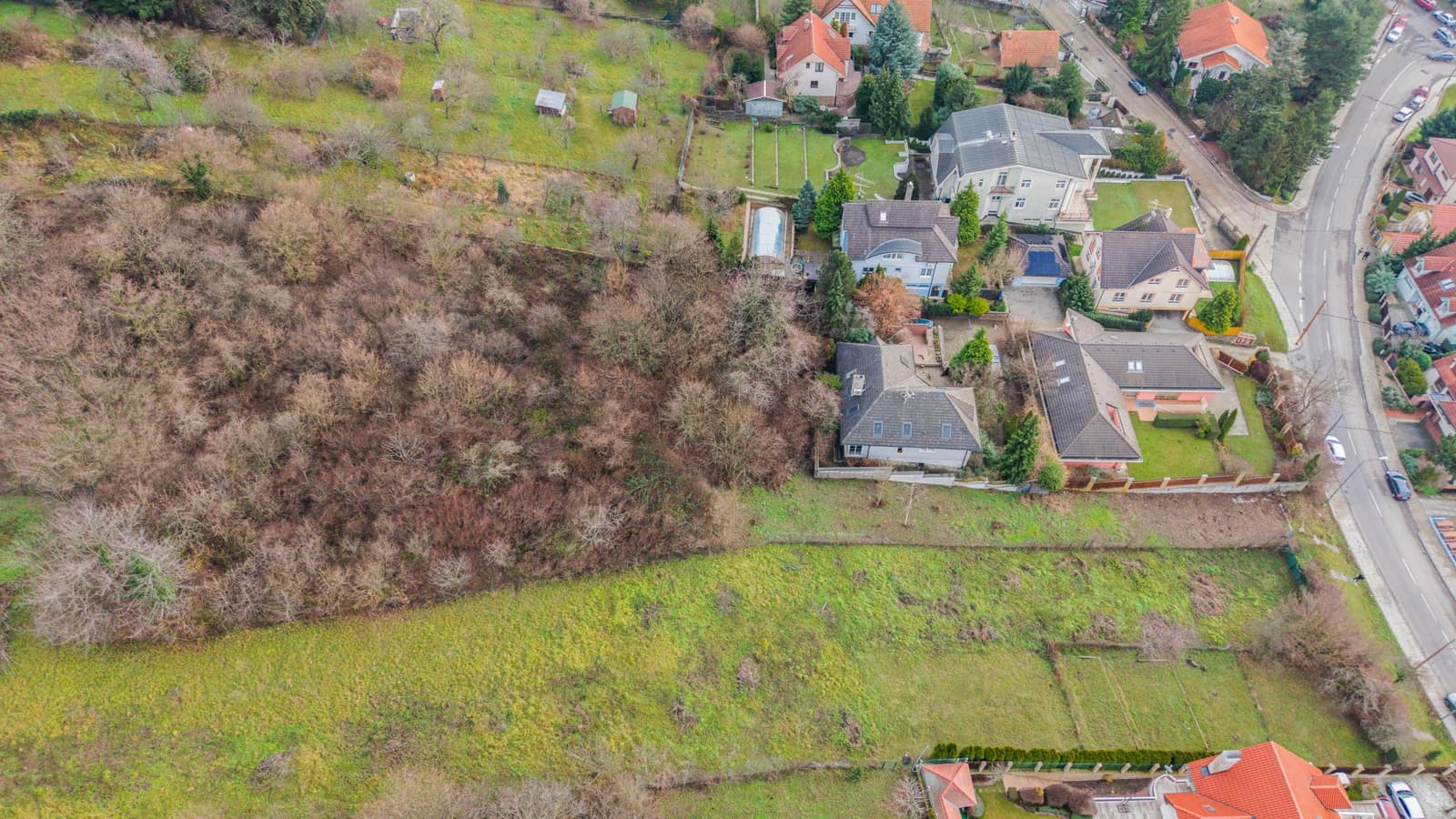 Slnečný stavebný pozemok 734m2 Horný Kramer - Lukratívna investičná príležitosť - Obrázek 8