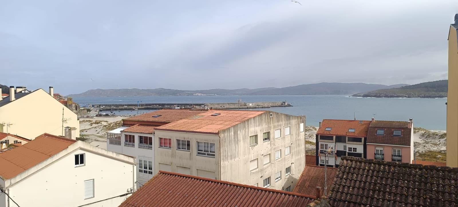 Piso en venta en Laxe , 4 dormitorios en estado de obra, vistas al mar y zona centro. - Obrázek 28