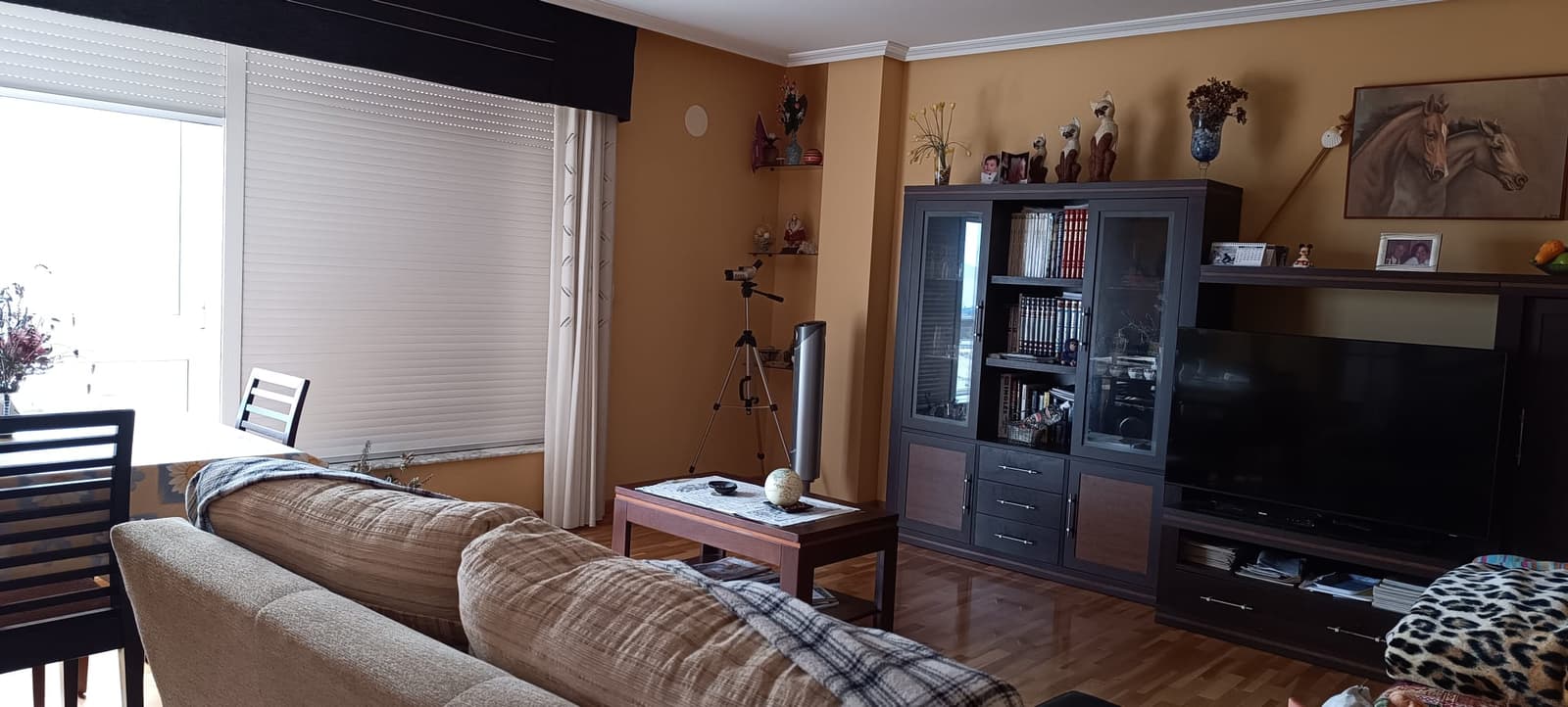 Piso en venta en Laxe , 4 dormitorios en estado de obra, vistas al mar y zona centro. - Obrázek 8