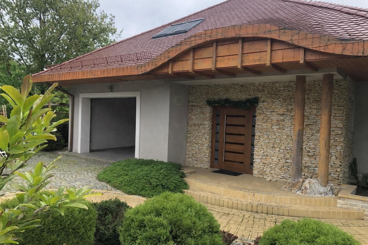 Lutynia | dom wolnostojący z dużym ogrodem