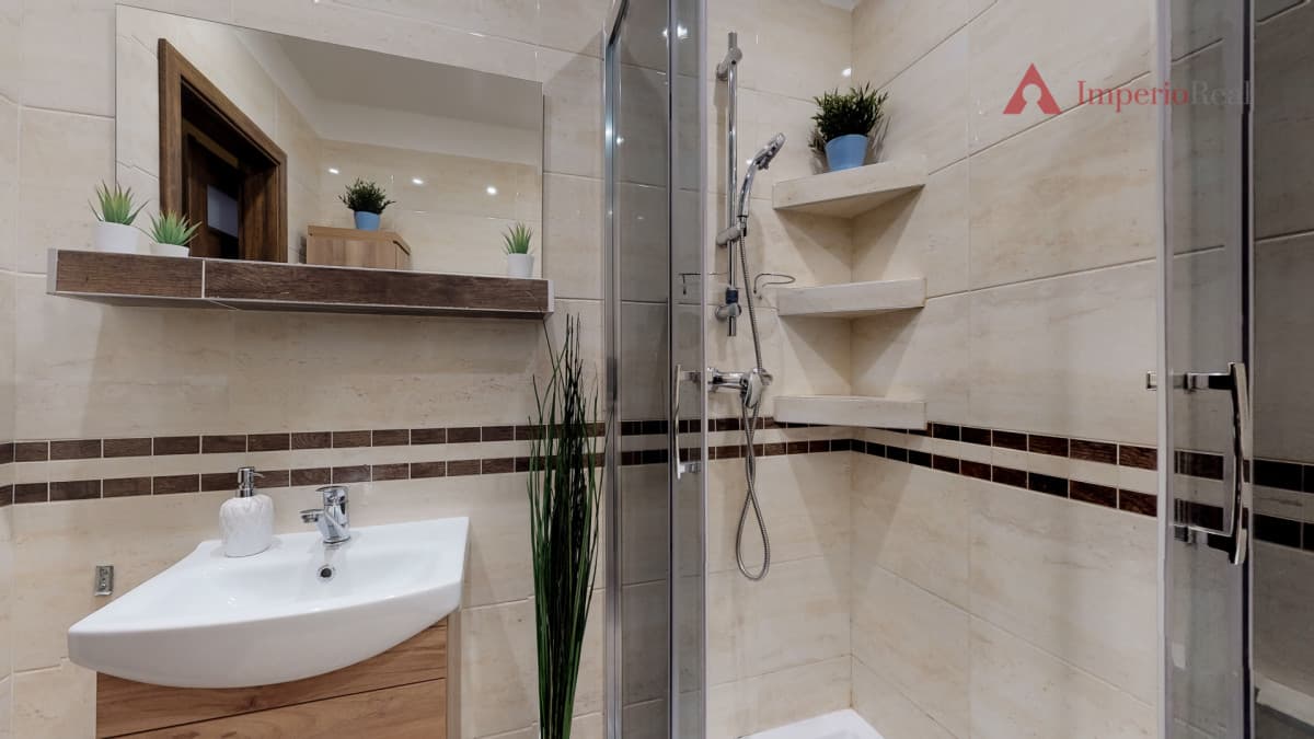 TOP MAKLÉR ponúka 3-izbový byt s DVOMA BALKÓNMI - Zdjęcie 6