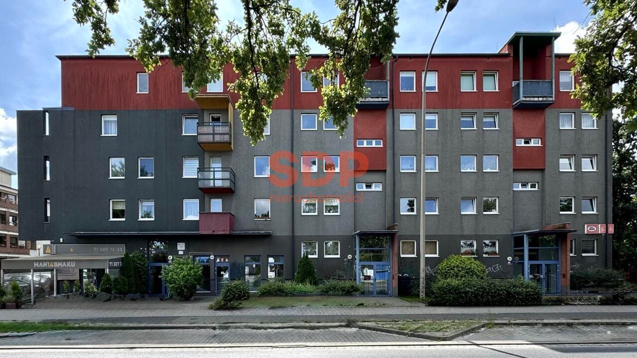 Lokal usługowy z antresolą - Obrázek 1