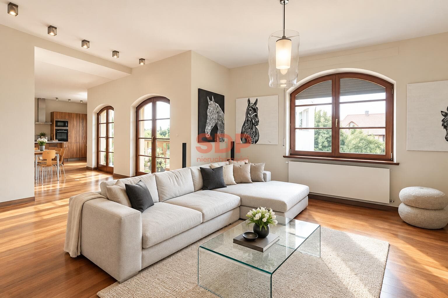 Racławicka|dwa lokale|Borek|215 m2|3miejscapostojowe - Imagen 1