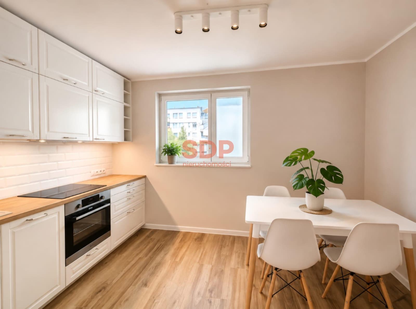 REZERWACJA|Kawalerka z osobną kuchnią po remoncie|Gaj|40 m2 z balkonem