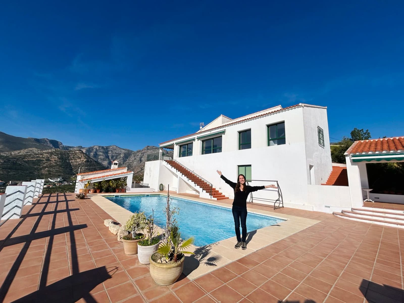 459000€ Heaven Villa in Gandia with 1774 m2 Plot (Valencia) — housesinvalencia.com - Image 1