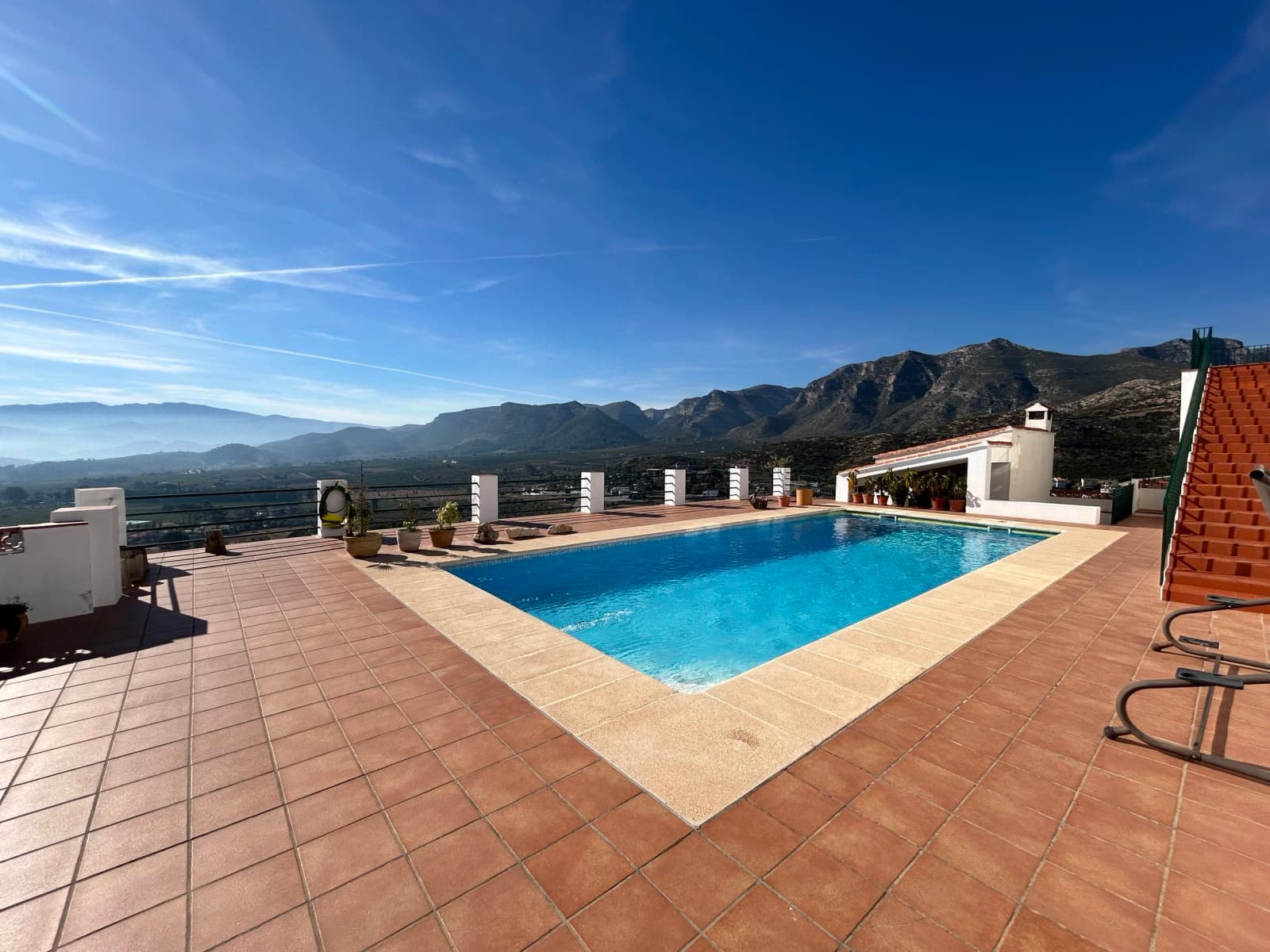 459000€ Heaven Villa in Gandia with 1774 m2 Plot (Valencia) — housesinvalencia.com - Image 5