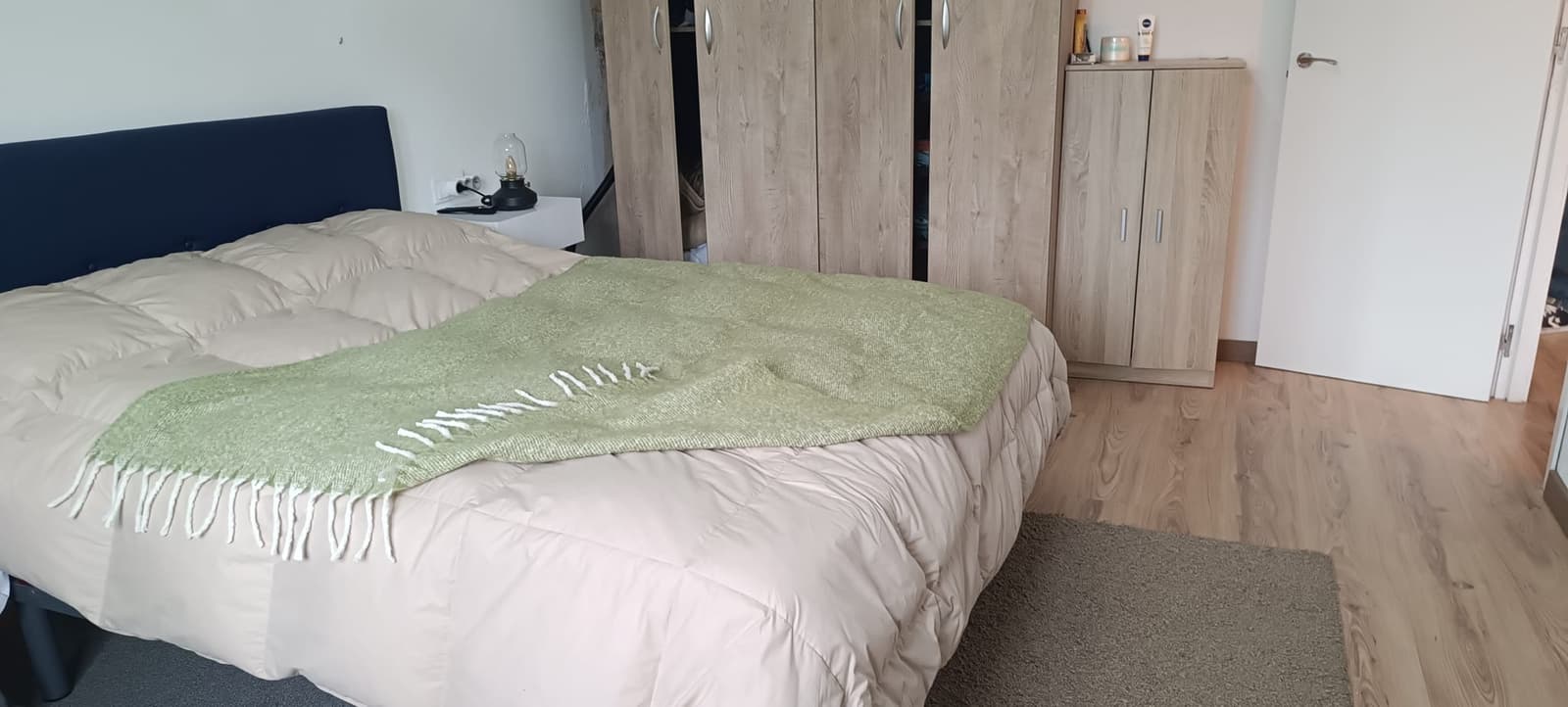 Edificio residencial 3 alturas para proyecto de inversión , coliving o apartamentos. - Obrázek 19