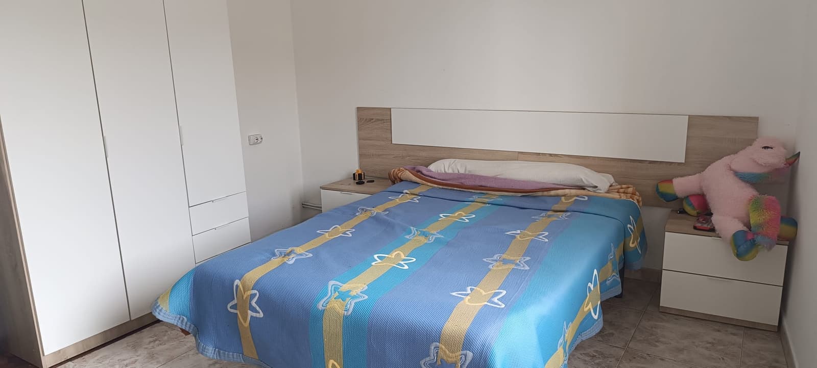 Edificio residencial 3 alturas para proyecto de inversión , coliving o apartamentos. - Obrázek 15