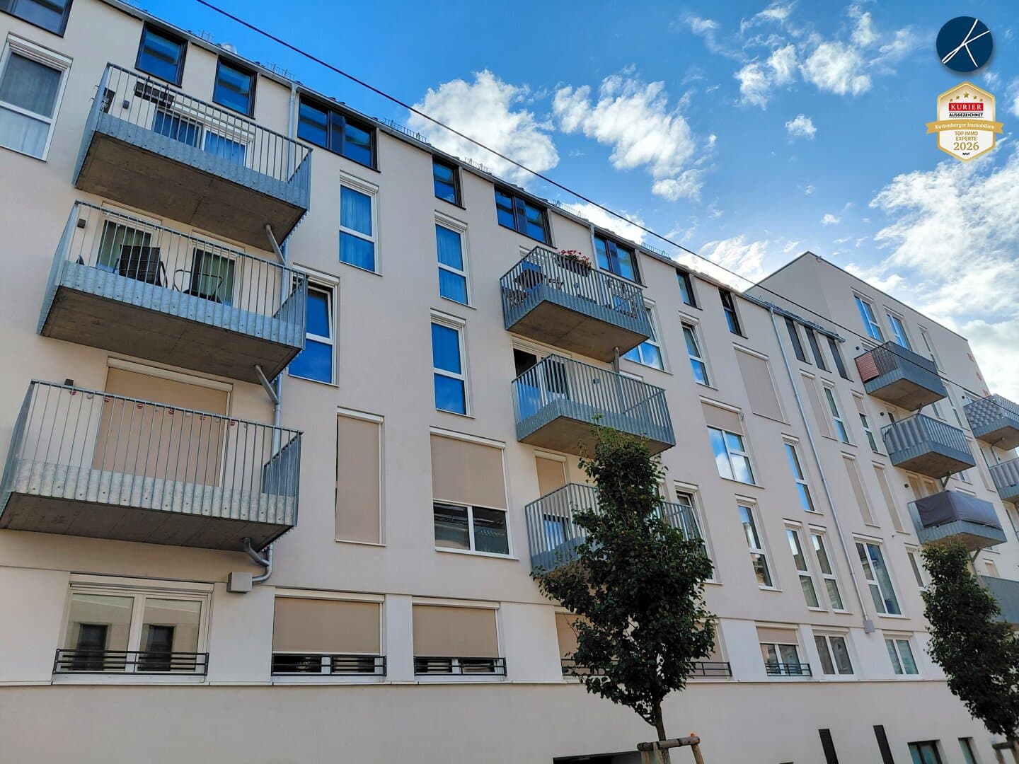 neuwertige 4-Zimmer-Wohnung mit Garagenplatz