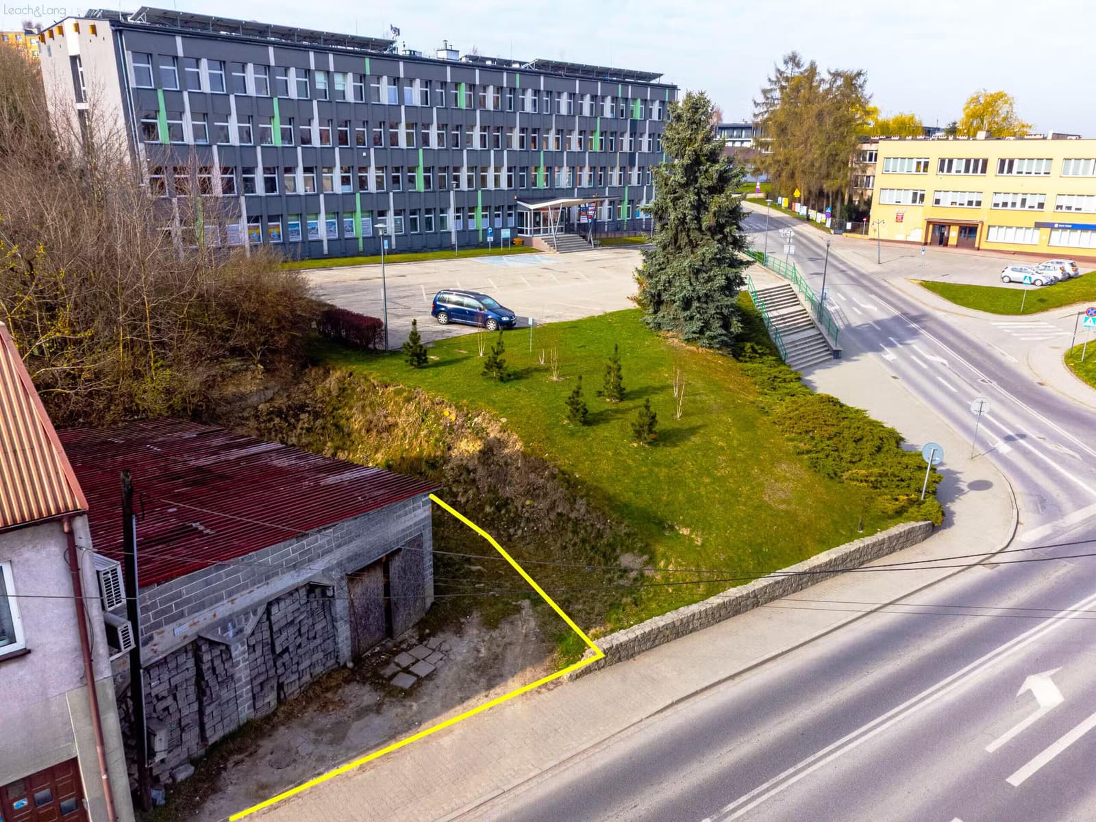 Atrakcyjna działka inwestycyjna w centrum Miechowa o pow. 224 m2