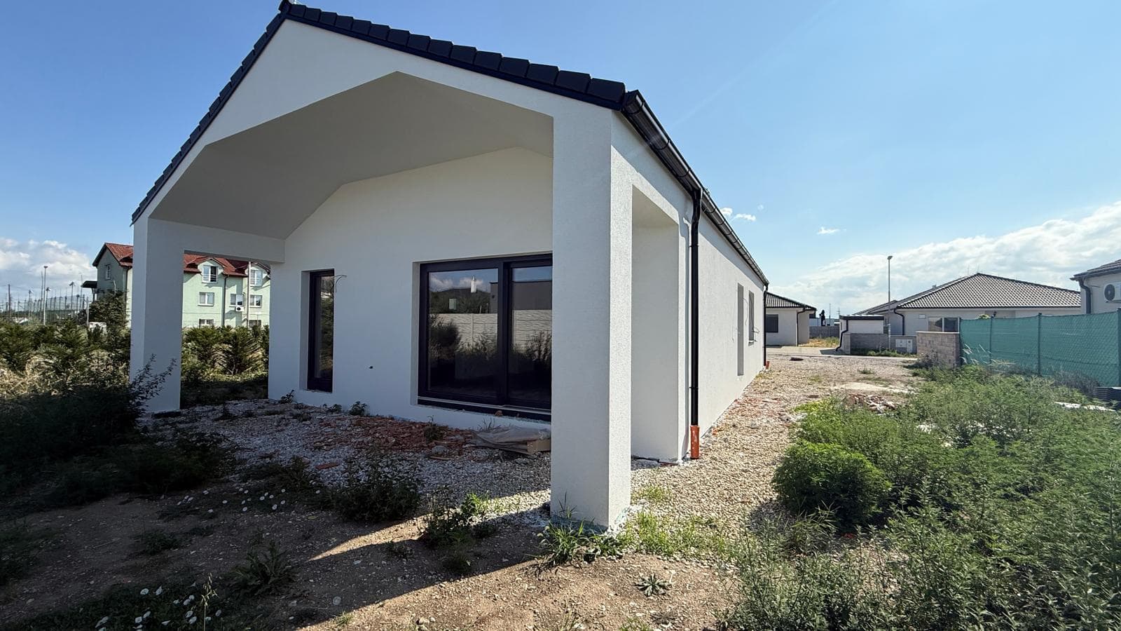 Krásny 4 izbový RD bungalov 101,65 m2 na pozemku 531 m2, Senec - Obrázek 1