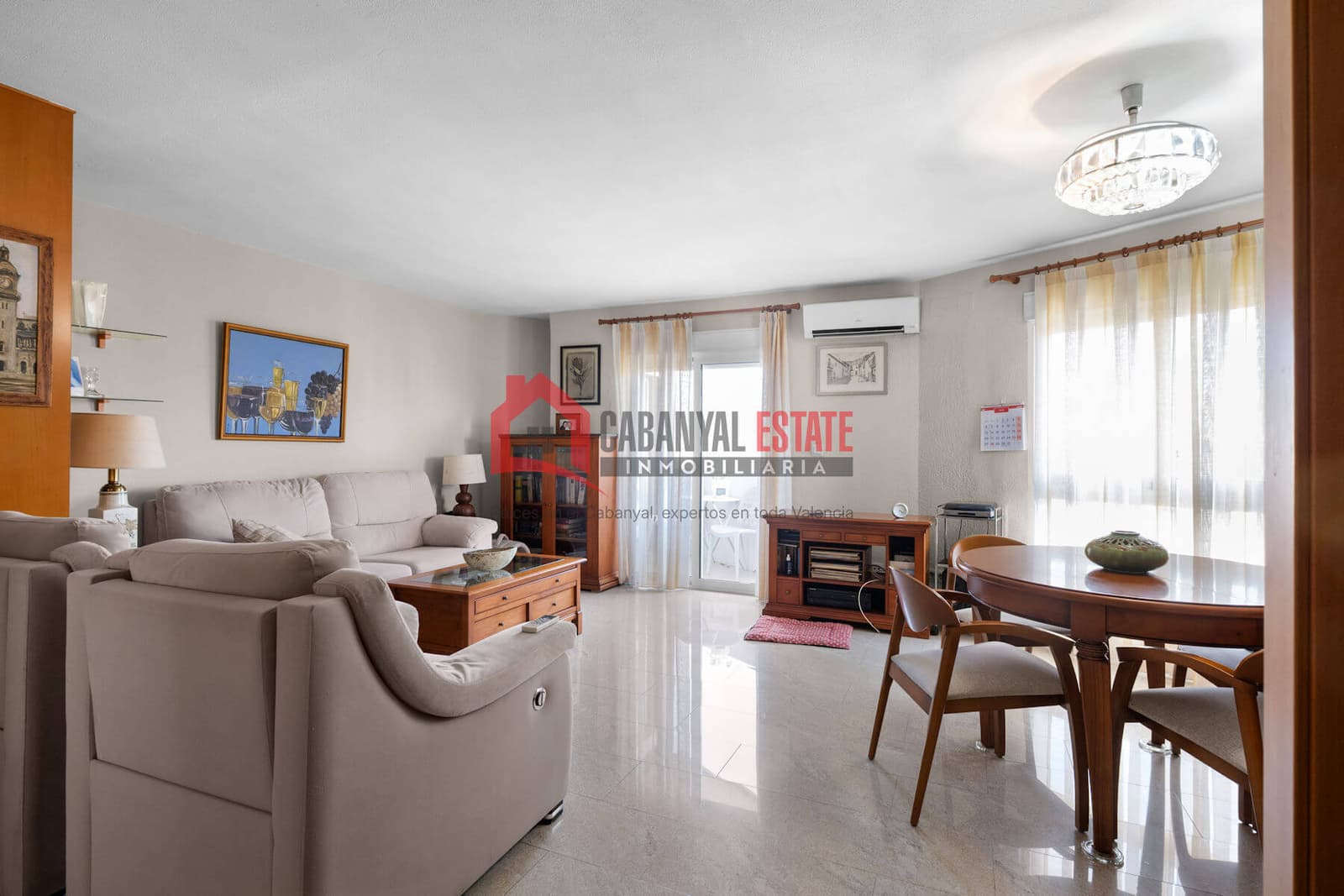 Exclusivo y luminoso piso de 116 m² en Camins al Grau – Calle Ibiza