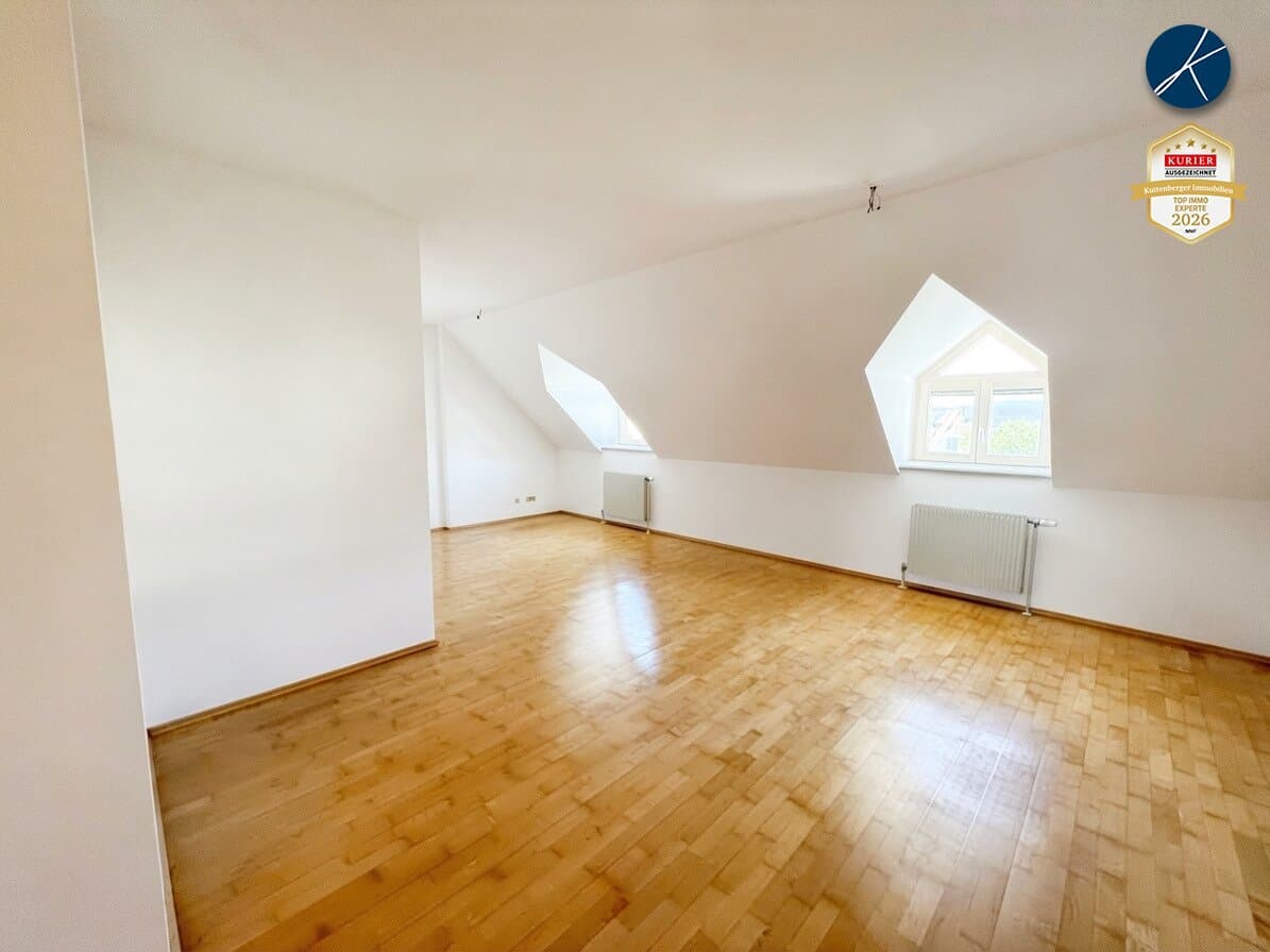 Großzügige DG-Wohnung in TOP-LAGE - Image 1