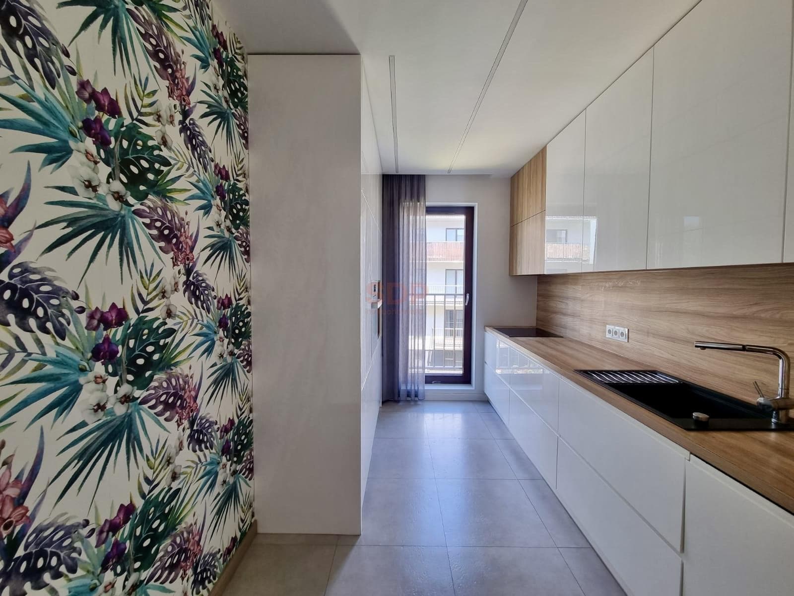 Piękny 2-pokojowy apartament|osobna kuchnia|balkon|garaż - Obrázek 1