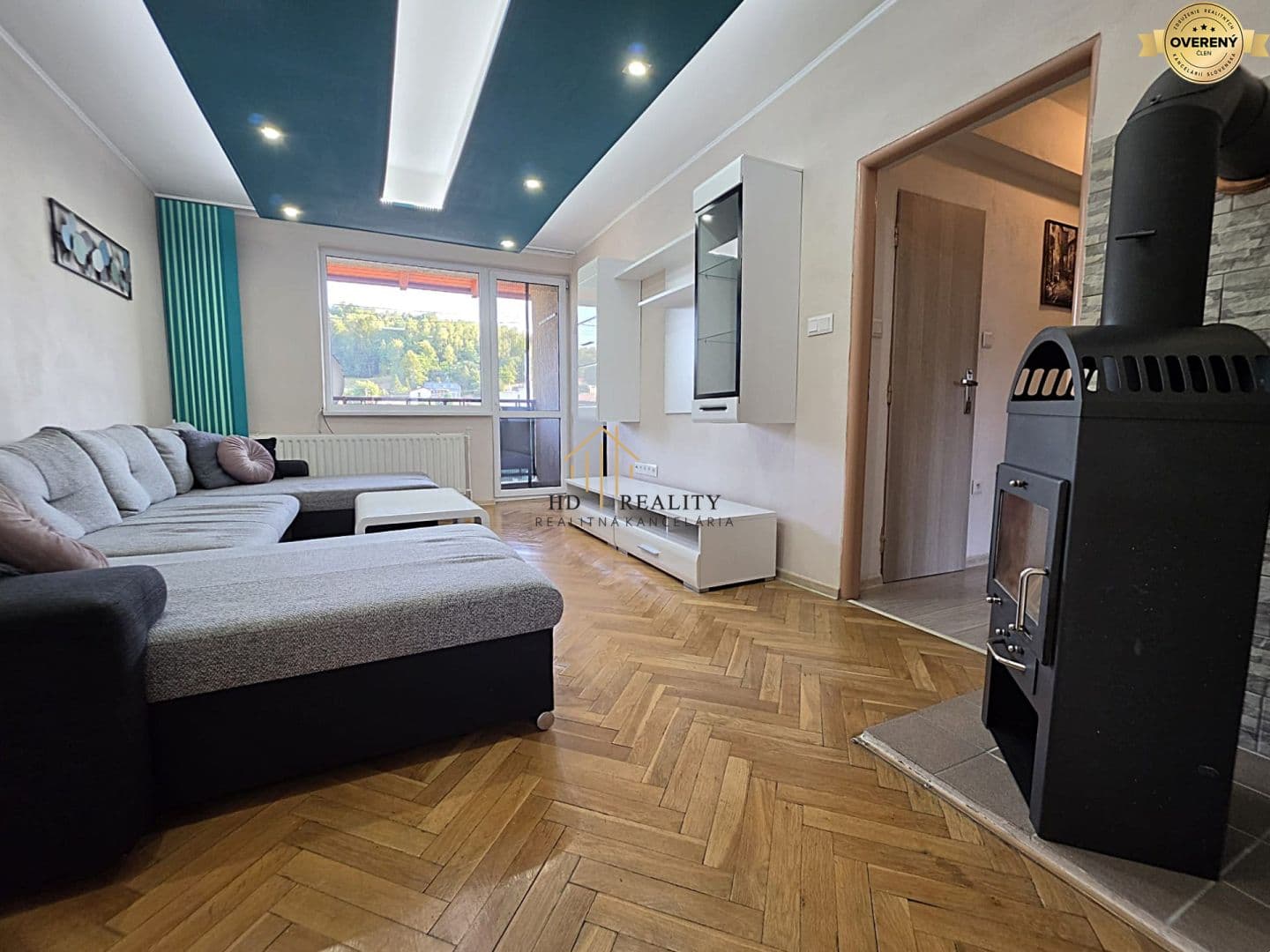 HD REALITY, prenájom, trojizbový byt Banská Belá - Zdjęcie 1