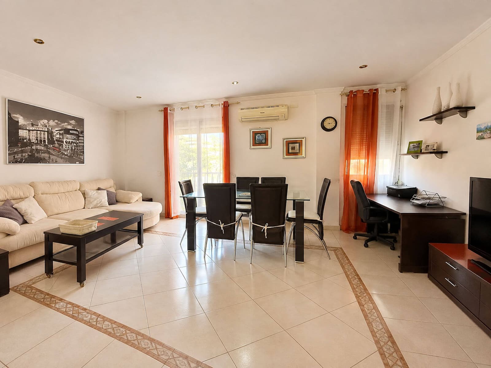 Piso reformado de 3 dormitorios en venta en el Barrio de La Luz, Valencia
