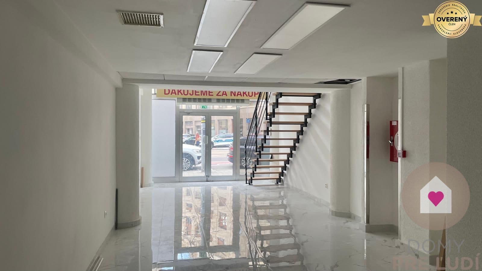 Veľký svetlý obchodný príestor , BA I. Staré Mesto Luxor, Štúrová - Obrázek 1