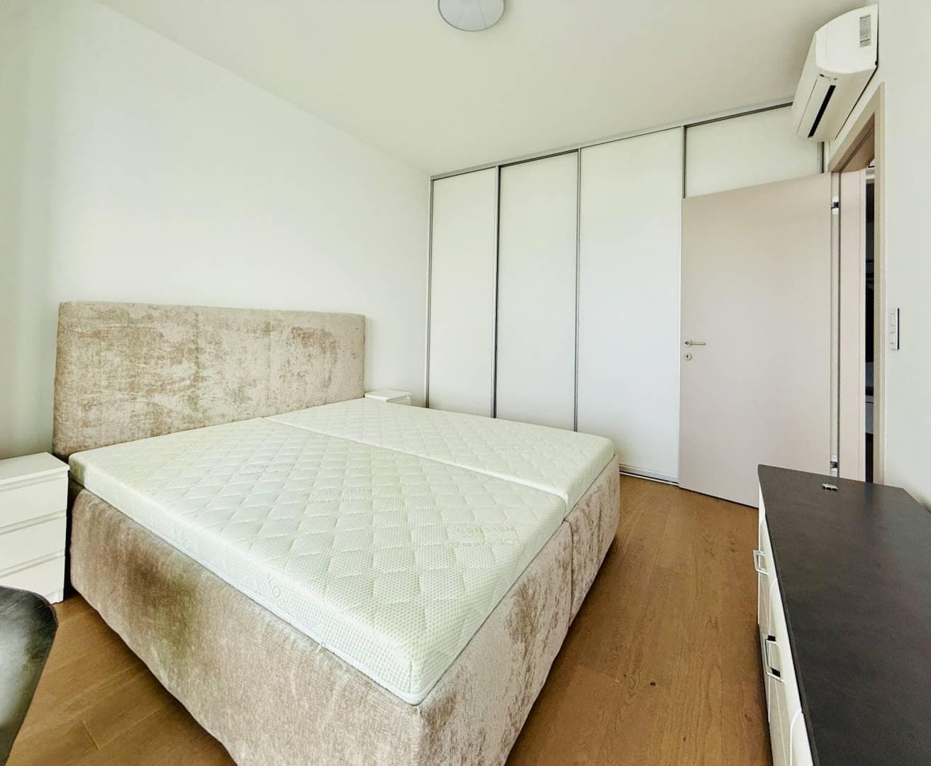2i byt s výhľadom na hrad v unikátnom projekte Eurovea Tower - Obrázek 7