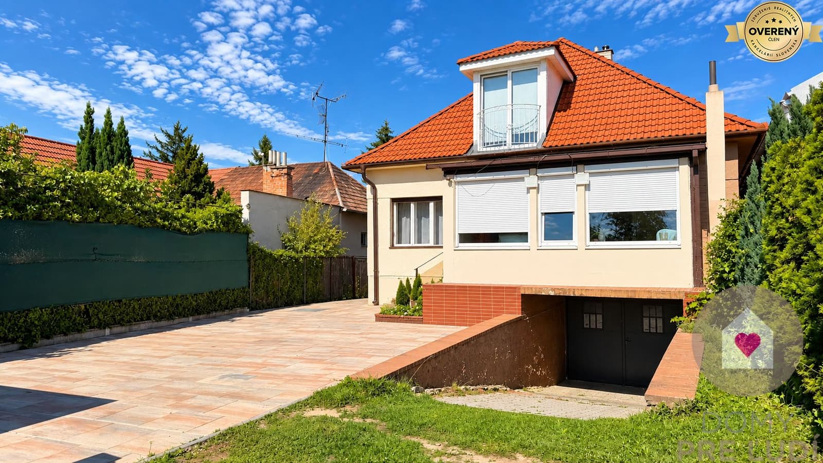 BERNOLÁKOVO - Hlavná ulica - UP cca 210 m² a pozemkom 957 m², garáž - Imagen 1
