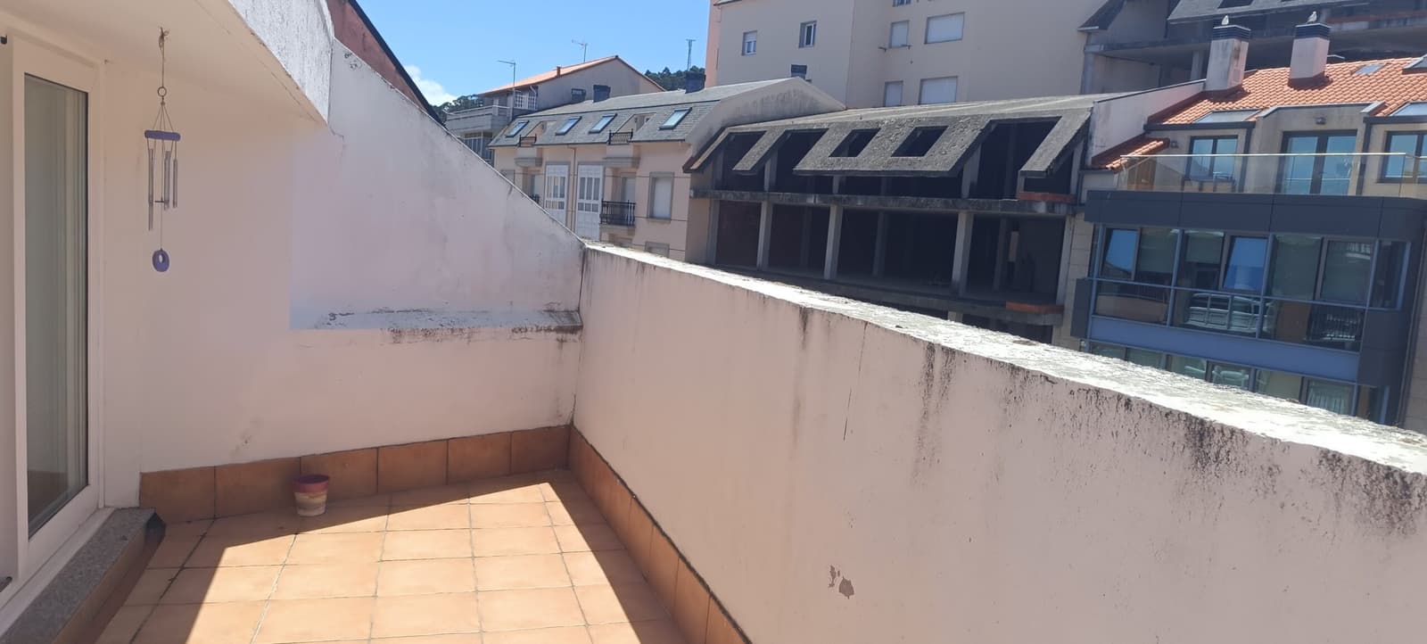 «Piso con terraza y vistas frontales al mar a 50 m de la playa de Laxe» - Obrázek 21